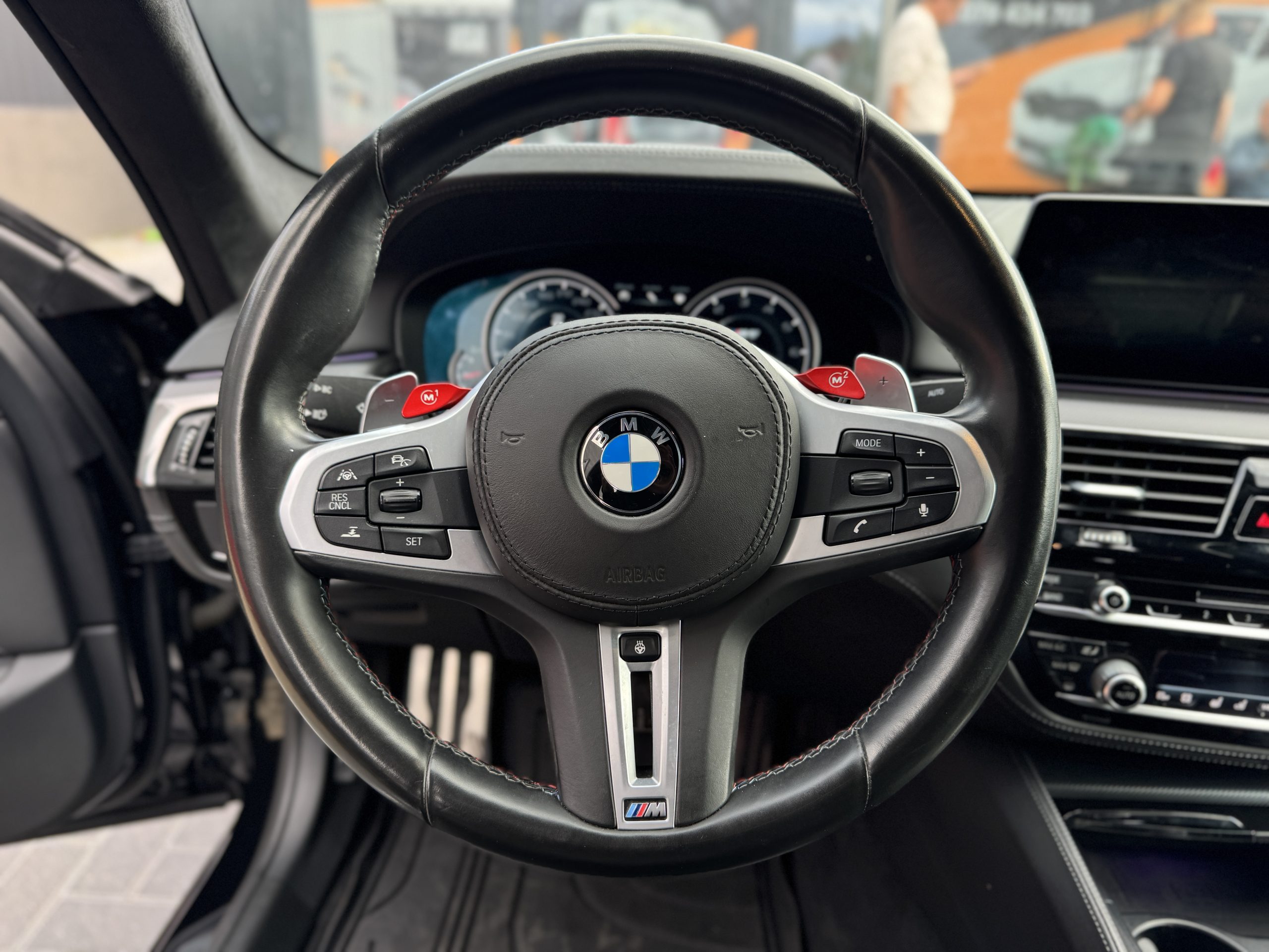 BMW M5 F90