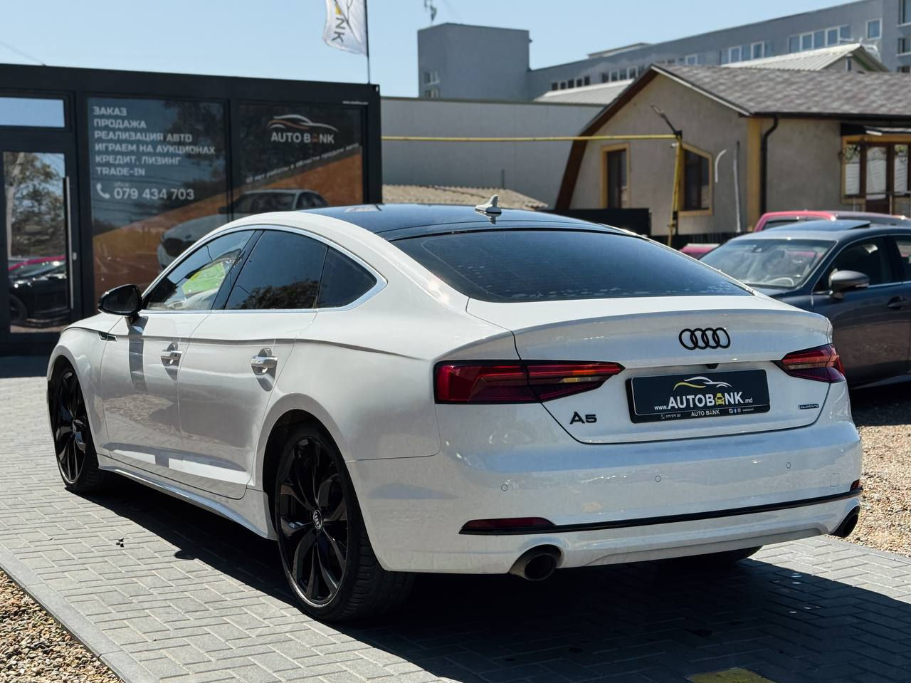 AUDI A5