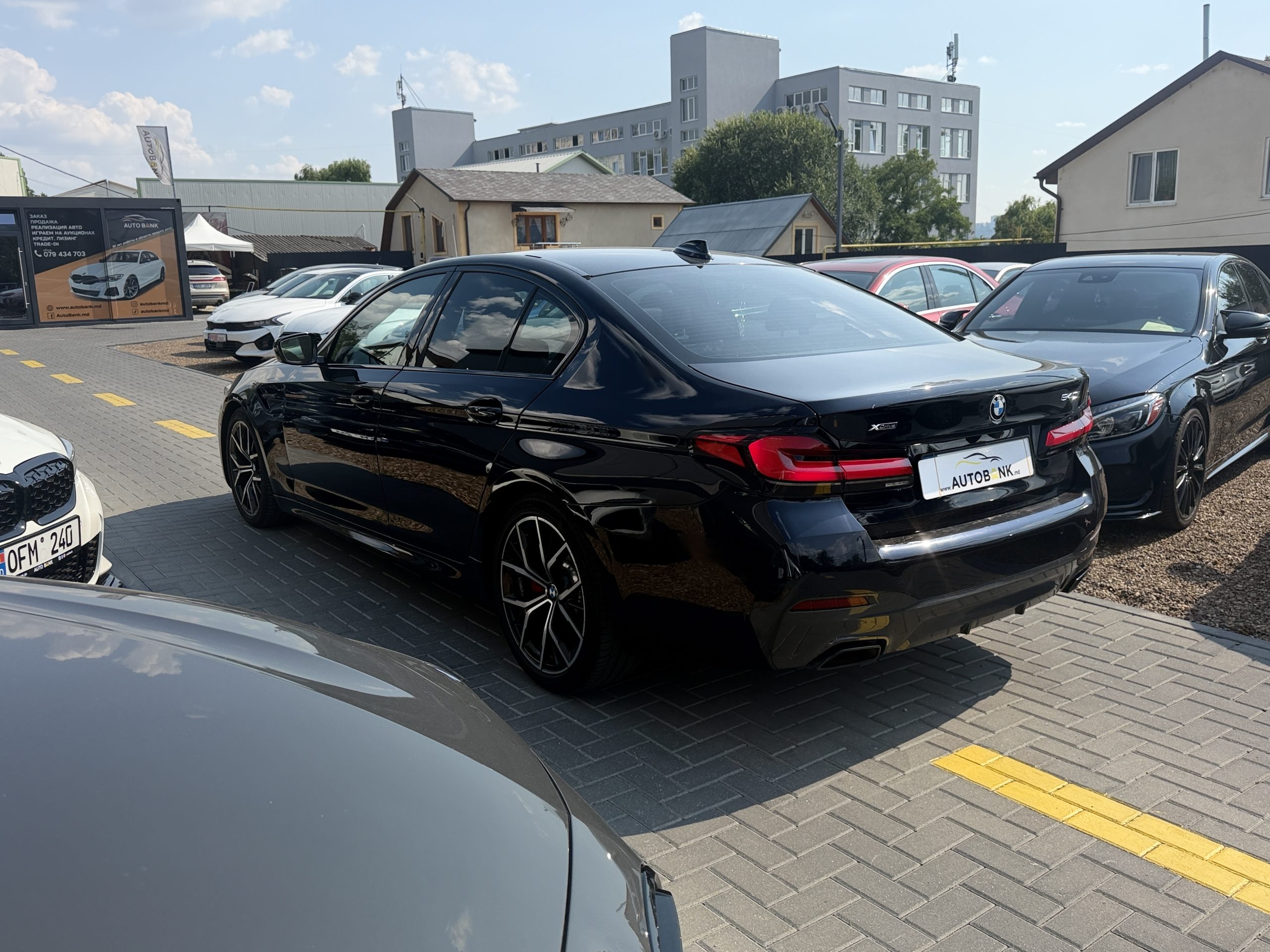 BMW 5 SERIES