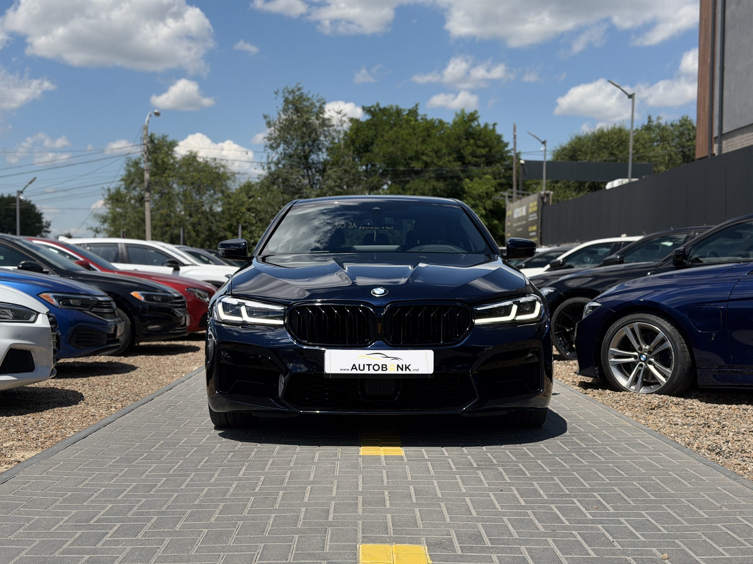 BMW 5 SERIES