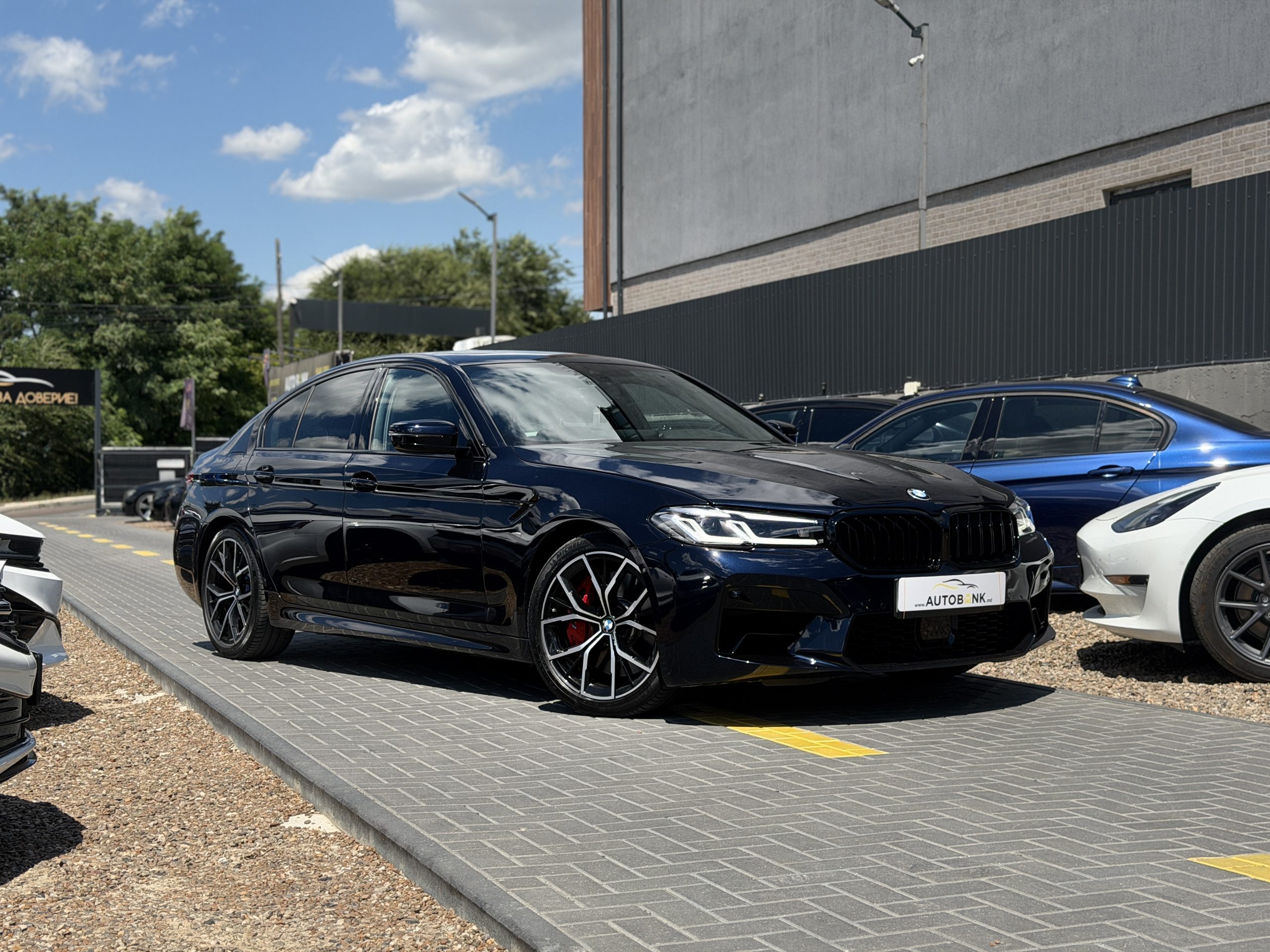 BMW 5 SERIES