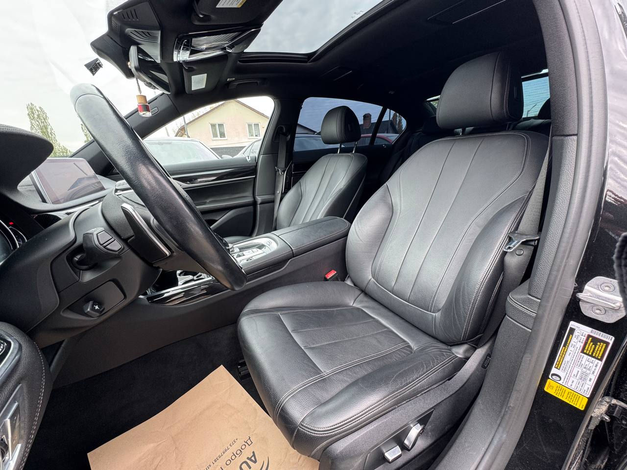 BMW 7 SERIES