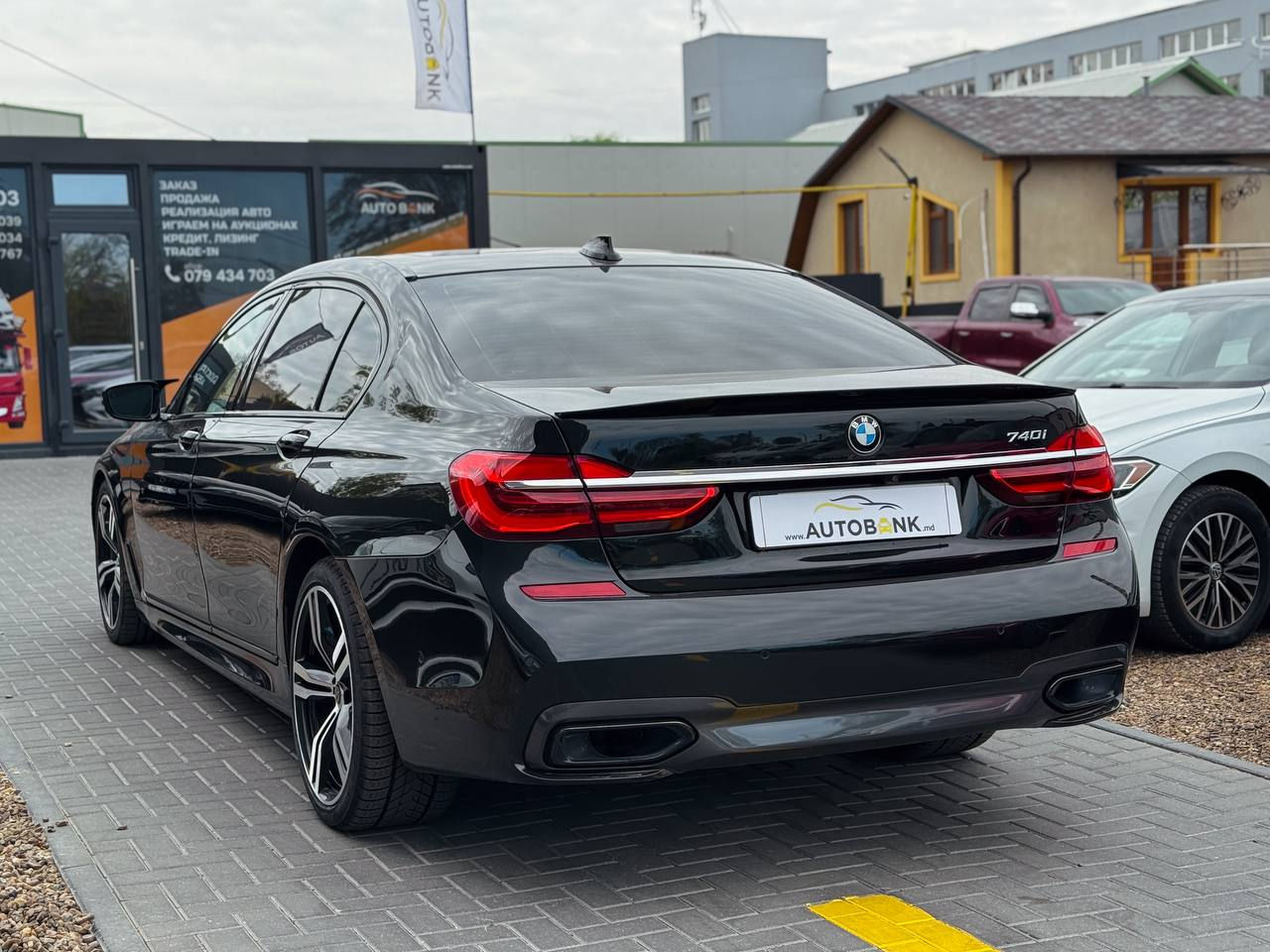 BMW 7 SERIES