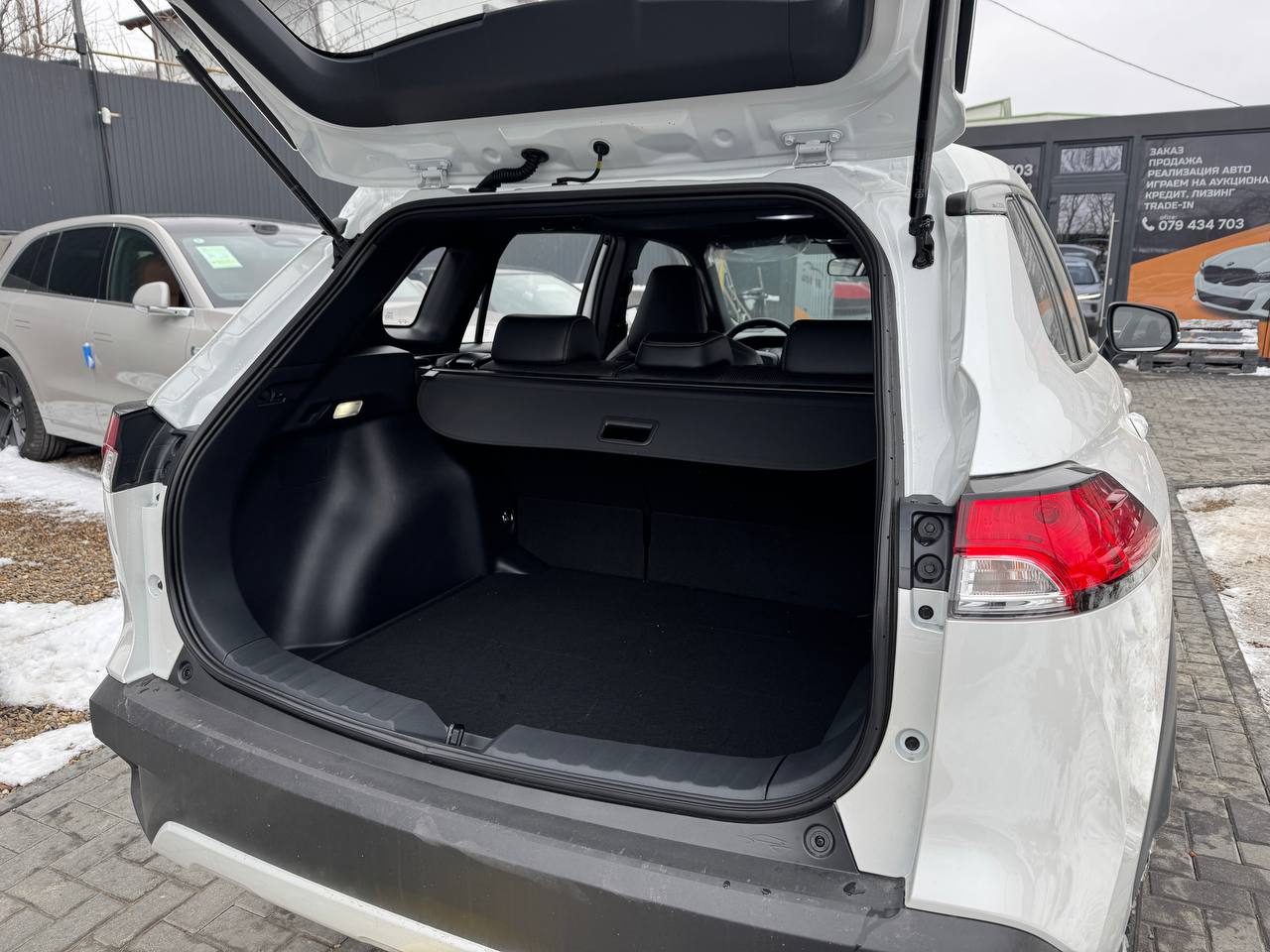 TOYOTA COROLLA CROSS