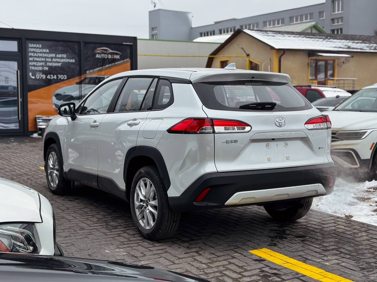 TOYOTA COROLLA CROSS