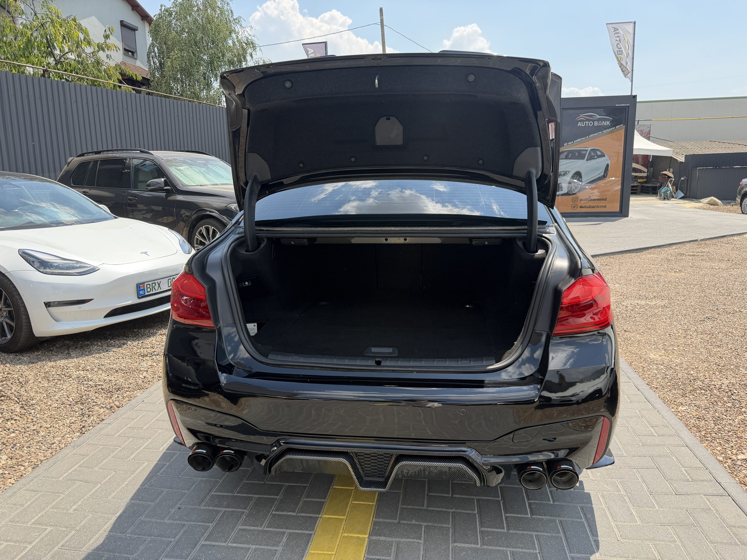 BMW 5 SERIES