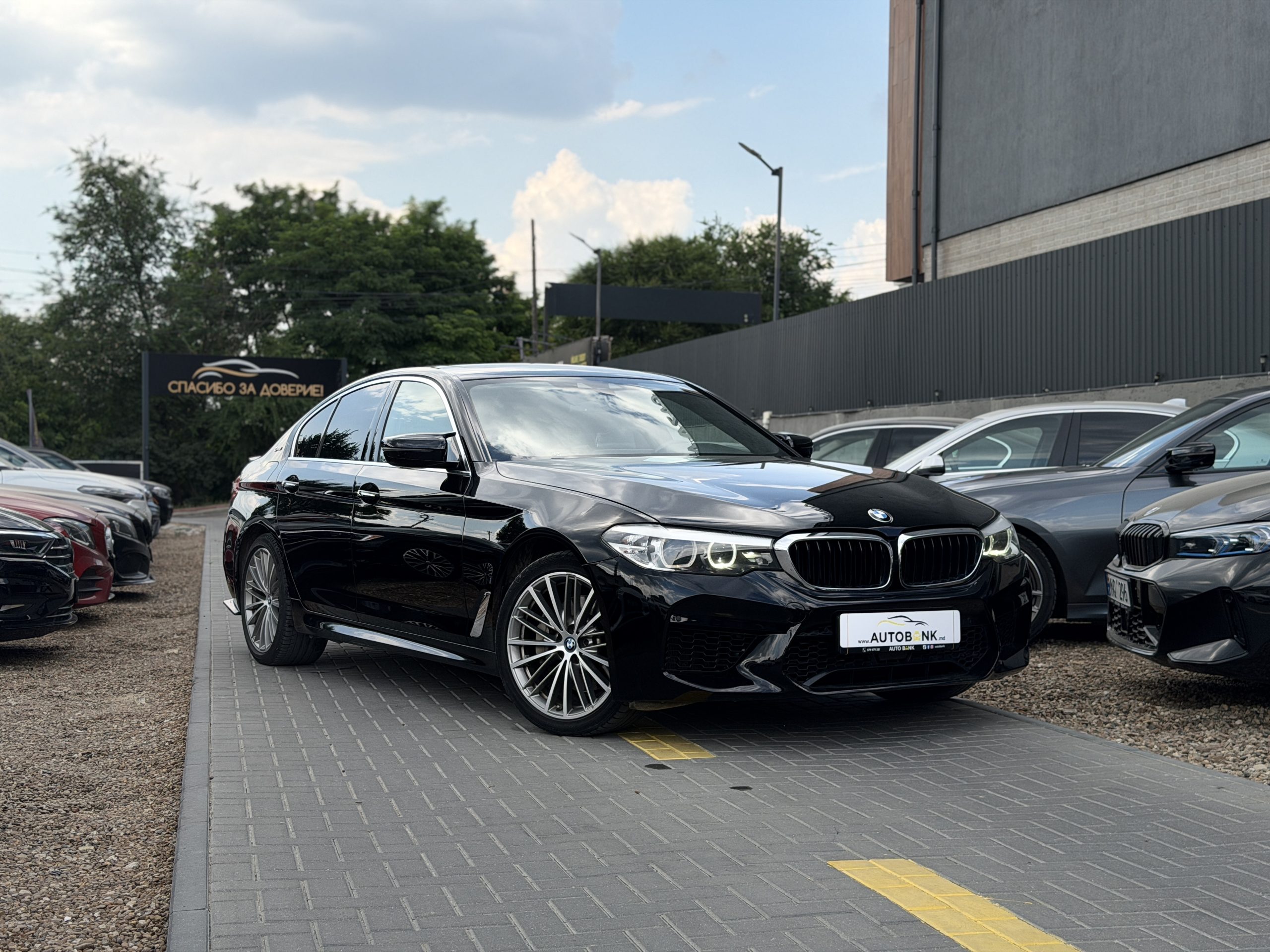 BMW 5 SERIES