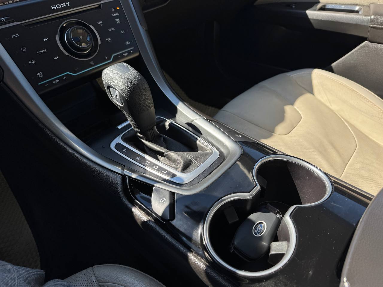 FORD FUSION