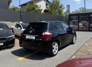 TOYOTA AURIS 2011