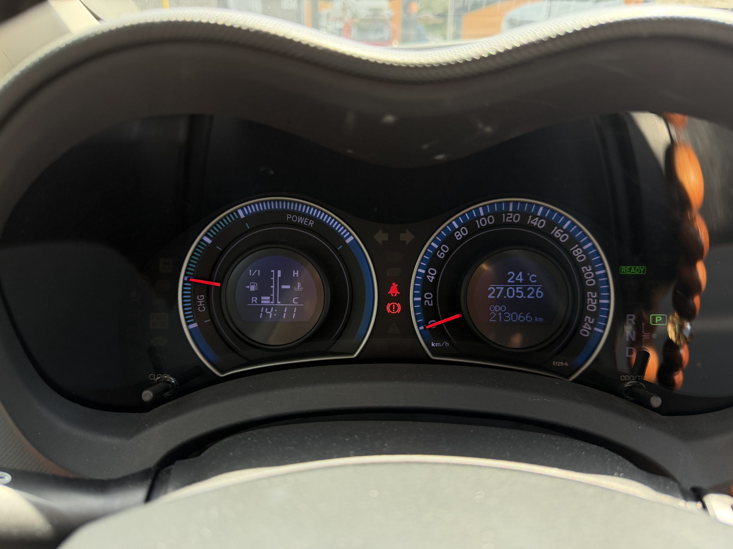 TOYOTA AURIS 2011