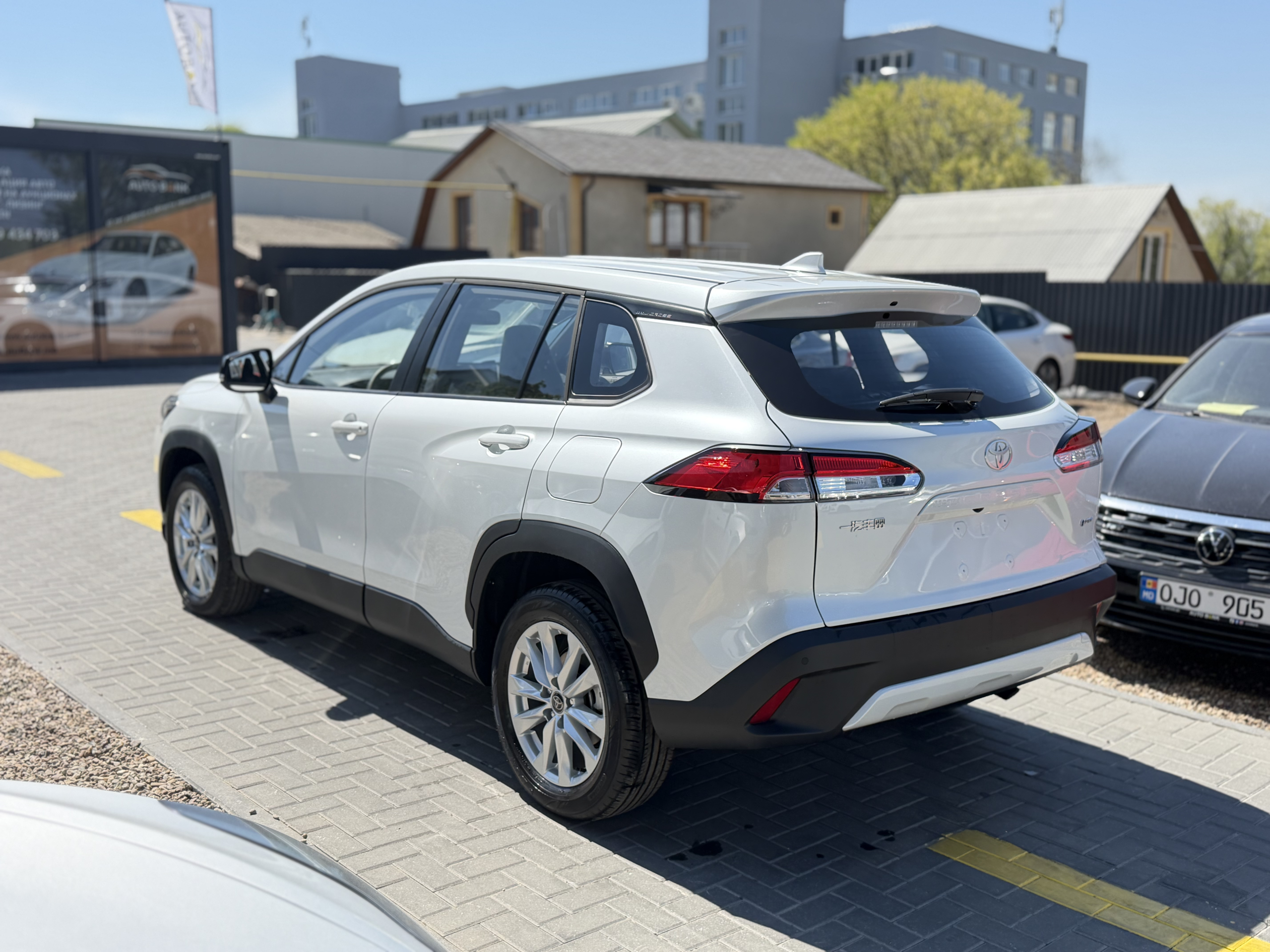 TOYOTA COROLLA CROSS
