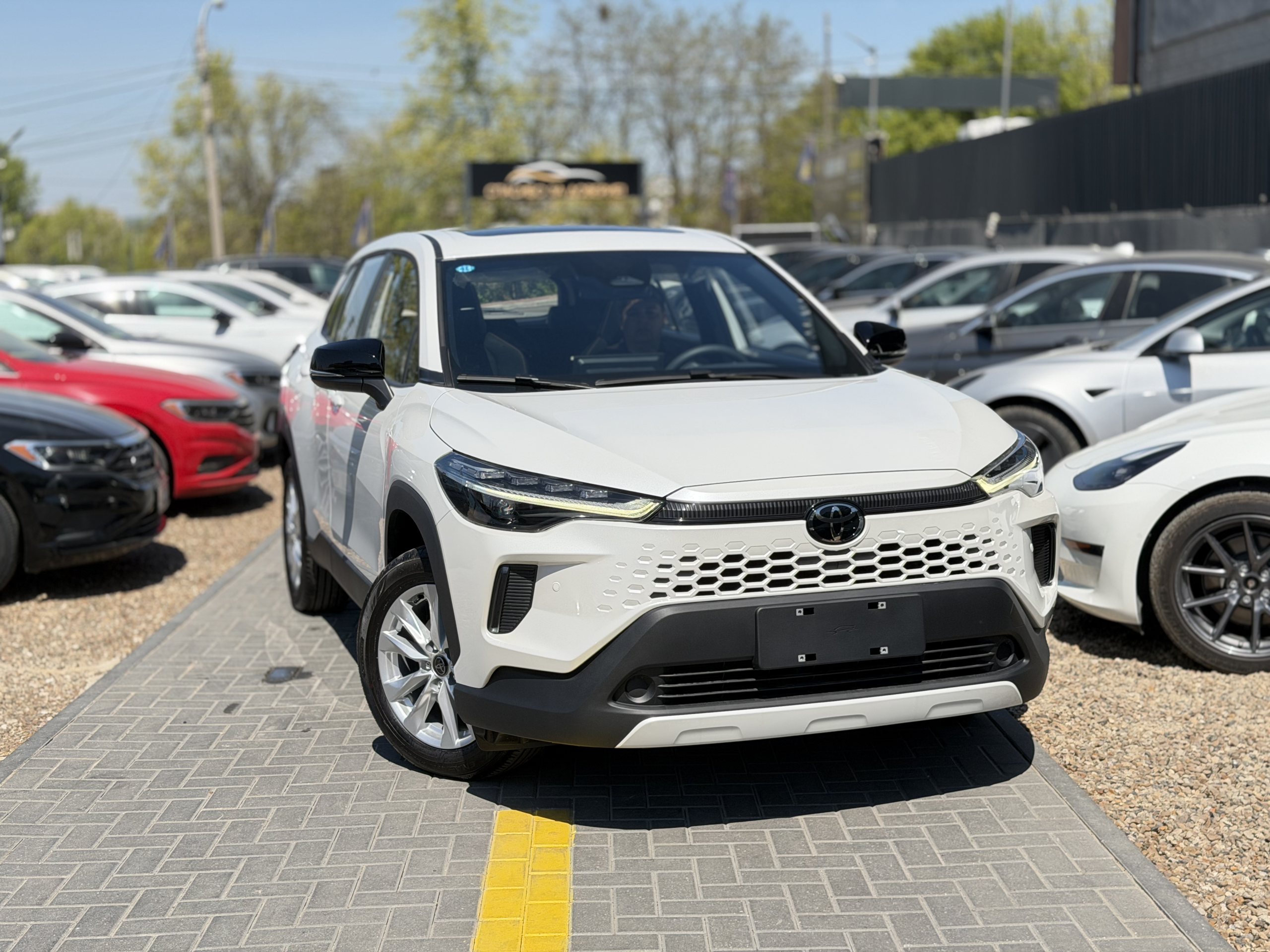 TOYOTA COROLLA CROSS