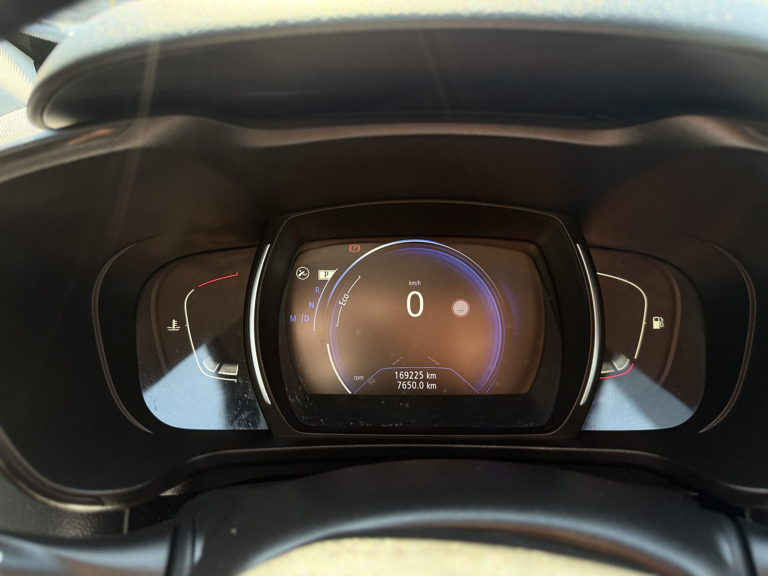 RENAULT KADJAR 2015