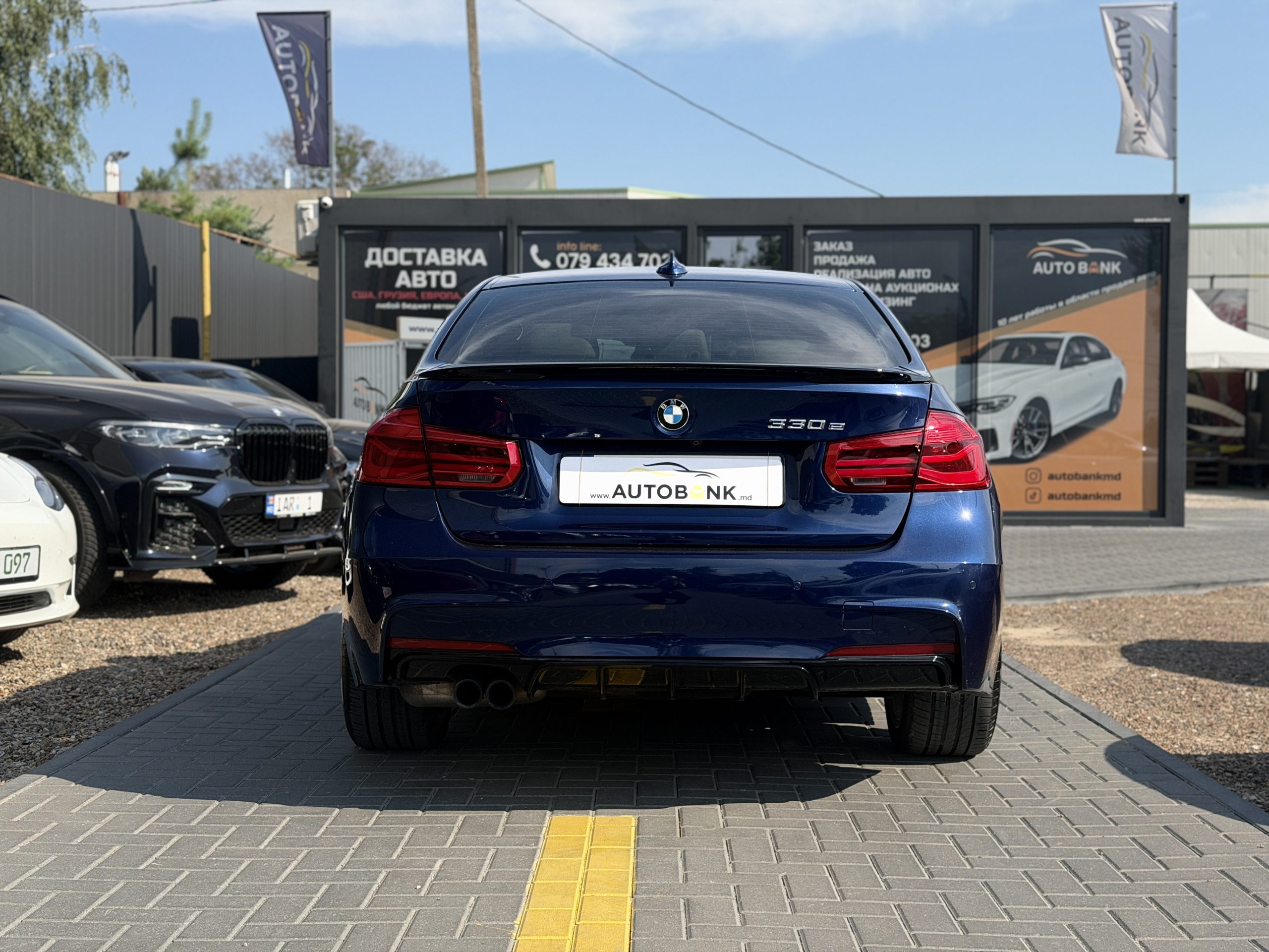 BMW 330E 2016