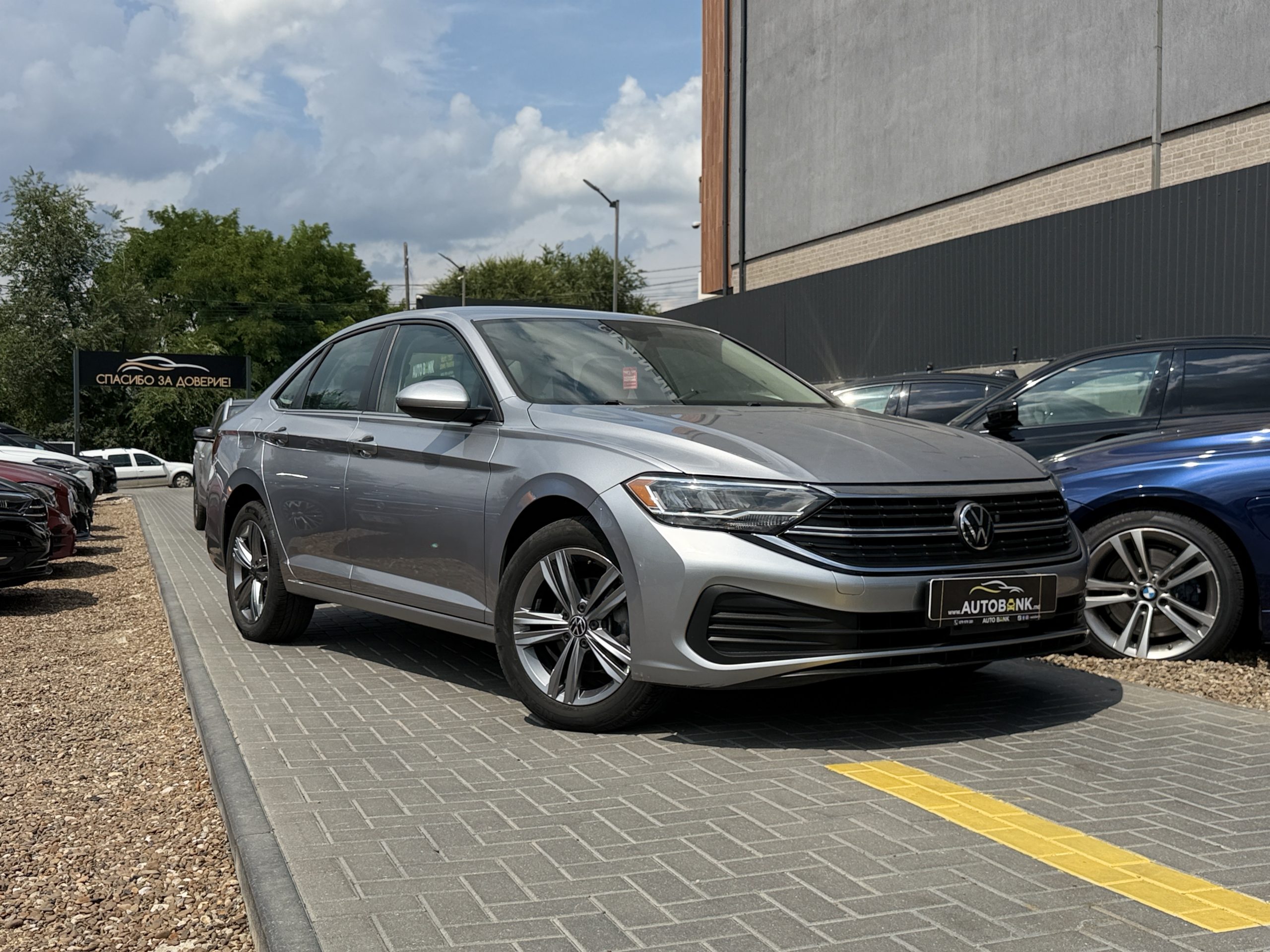VOLKSWAGEN JETTA 2024