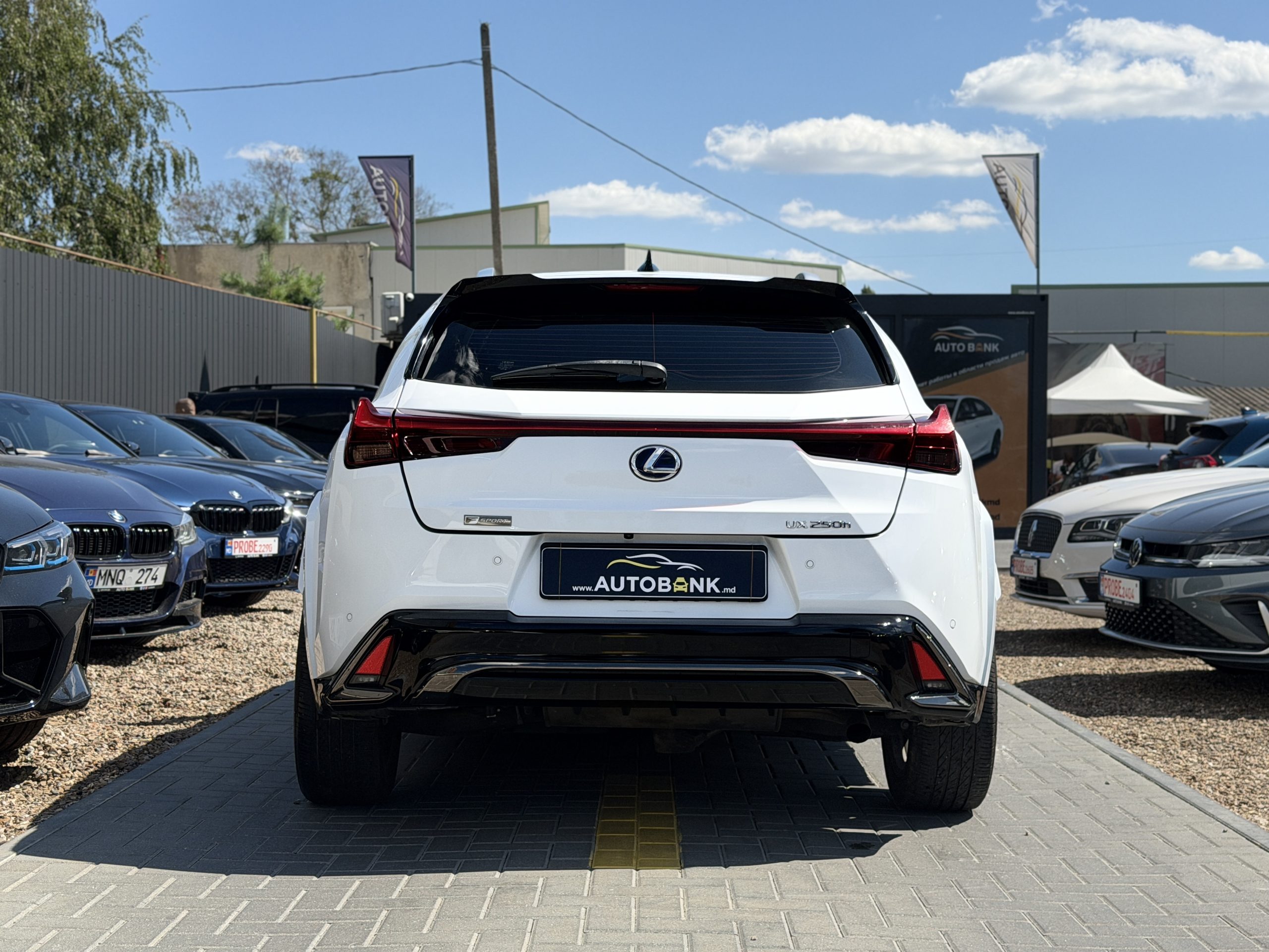 LEXUS UX 250H 2020