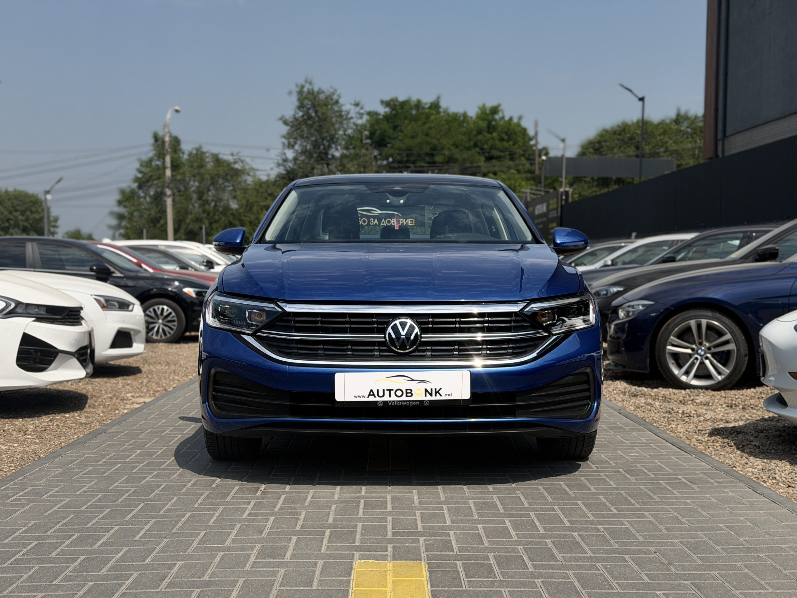 VOLKSWAGEN JETTA 2024