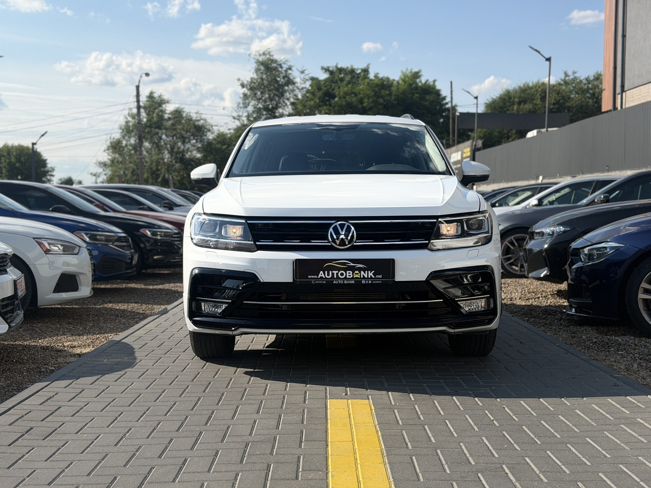 VOLKSWAGEN TIGUAN 2020