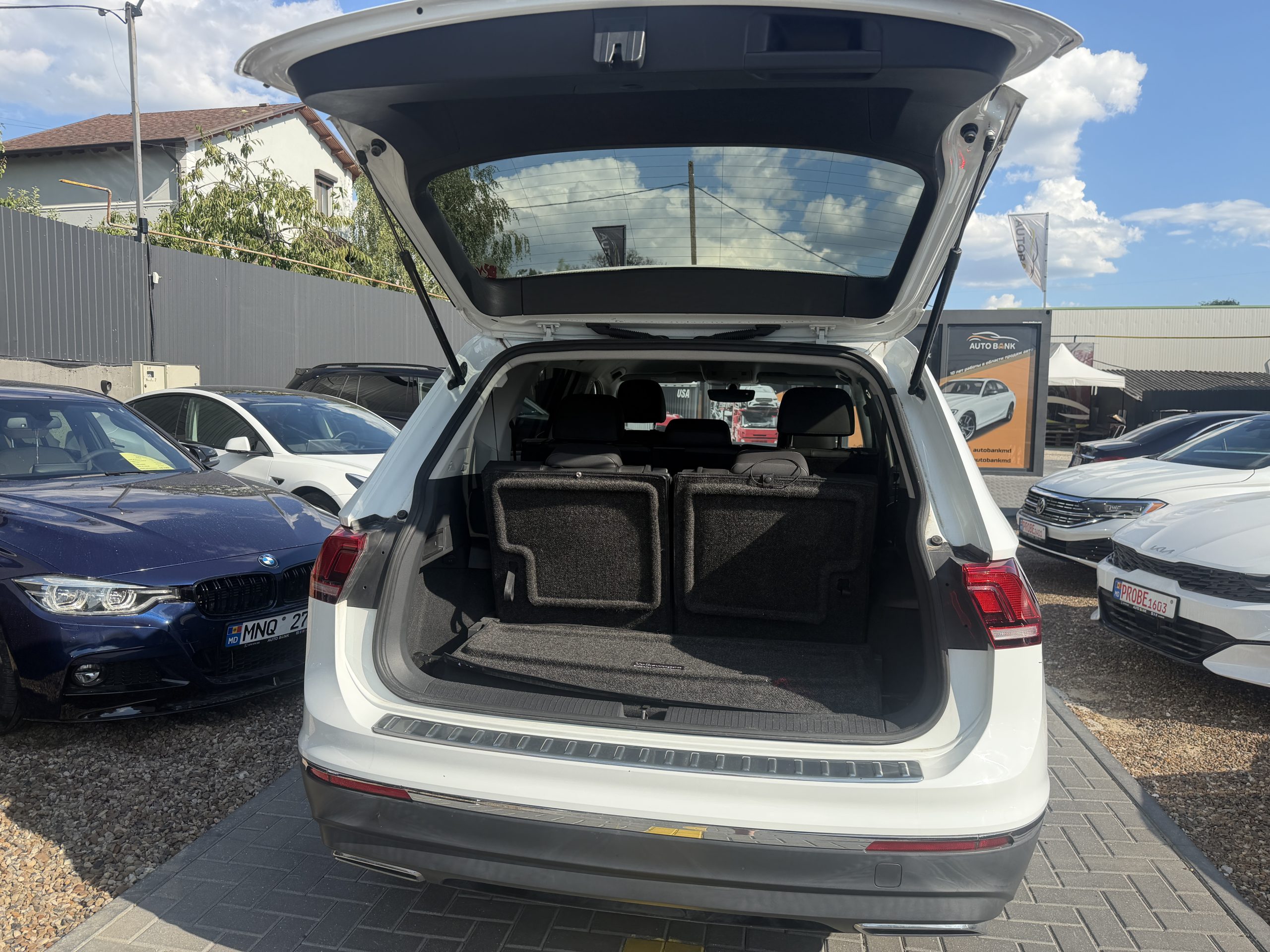 VOLKSWAGEN TIGUAN 2020