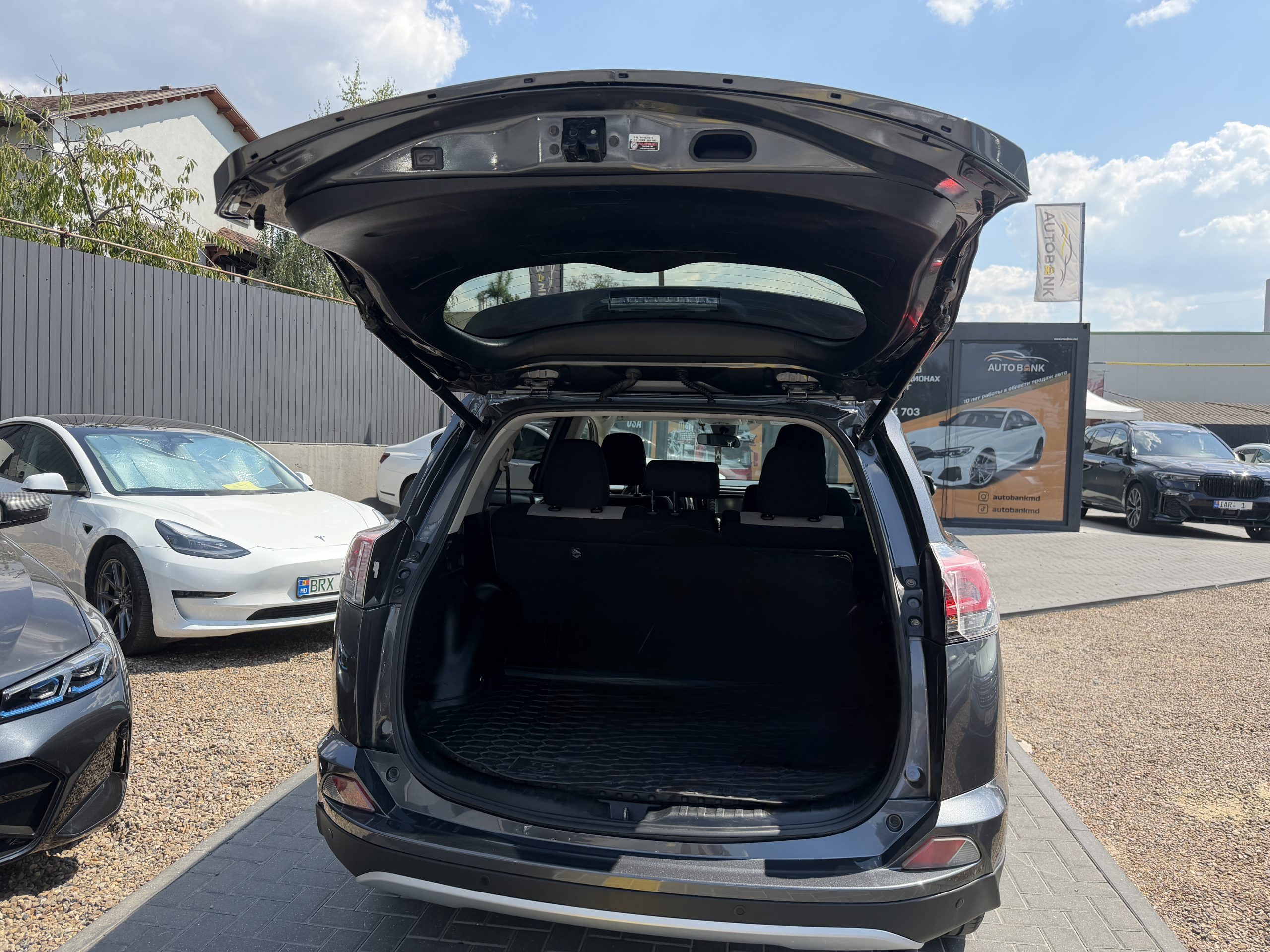 TOYOTA RAV4 2016