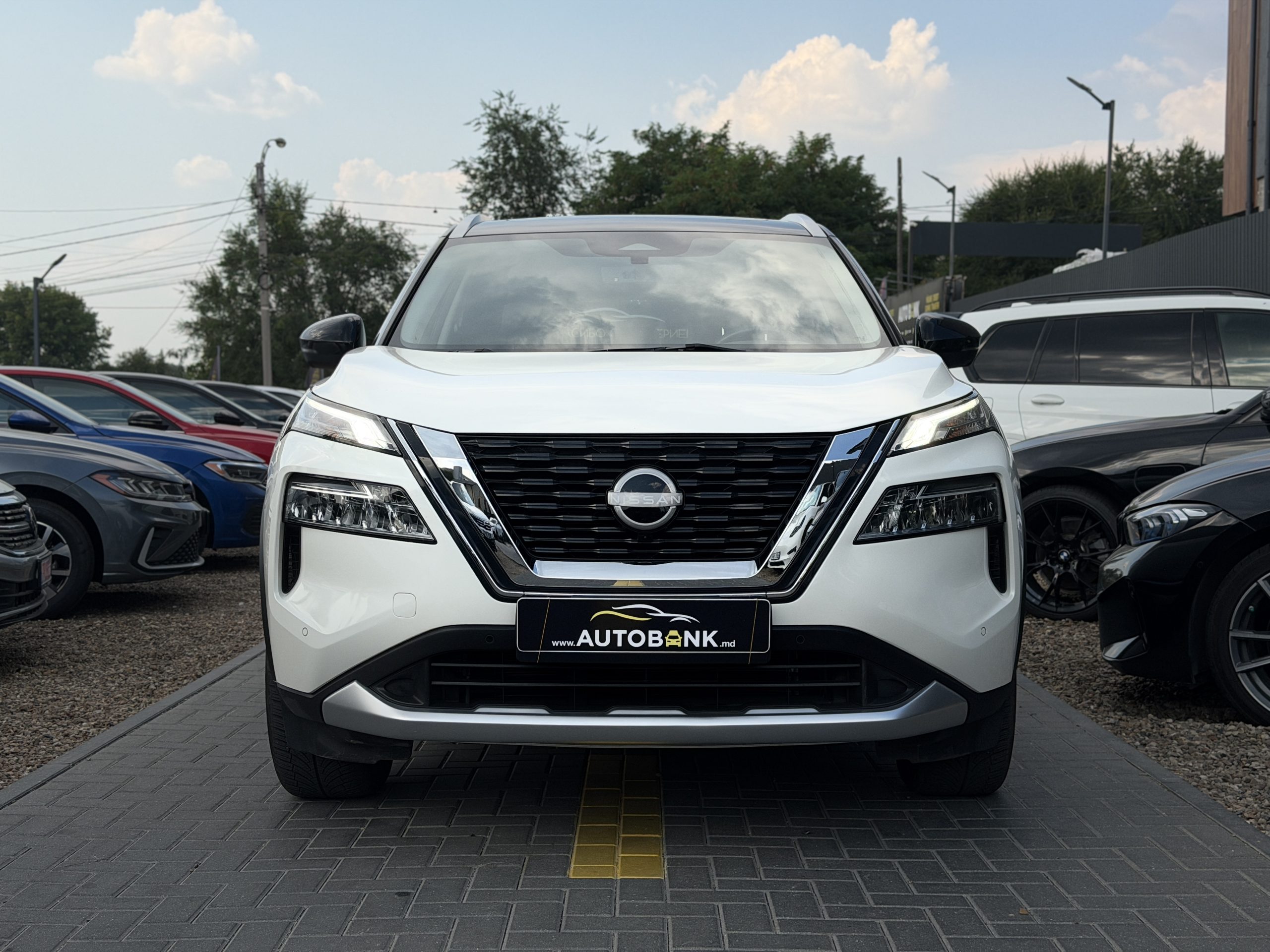 NISSAN ROGUE 2023
