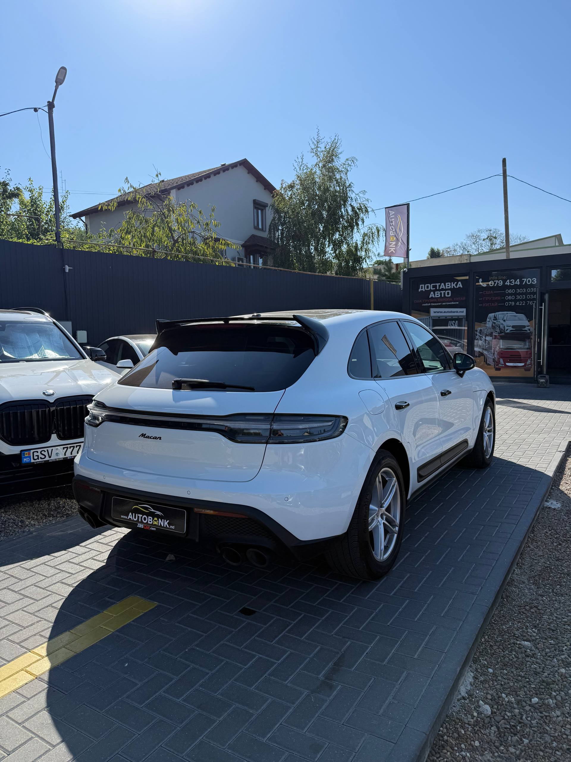 PORSCHE MACAN 2022