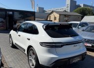 PORSCHE MACAN 2022