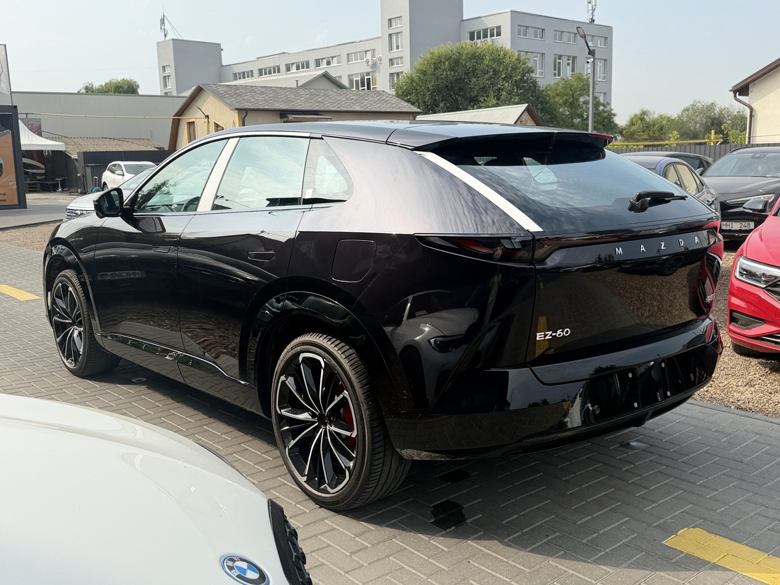 MAZDA EZ-60 2026