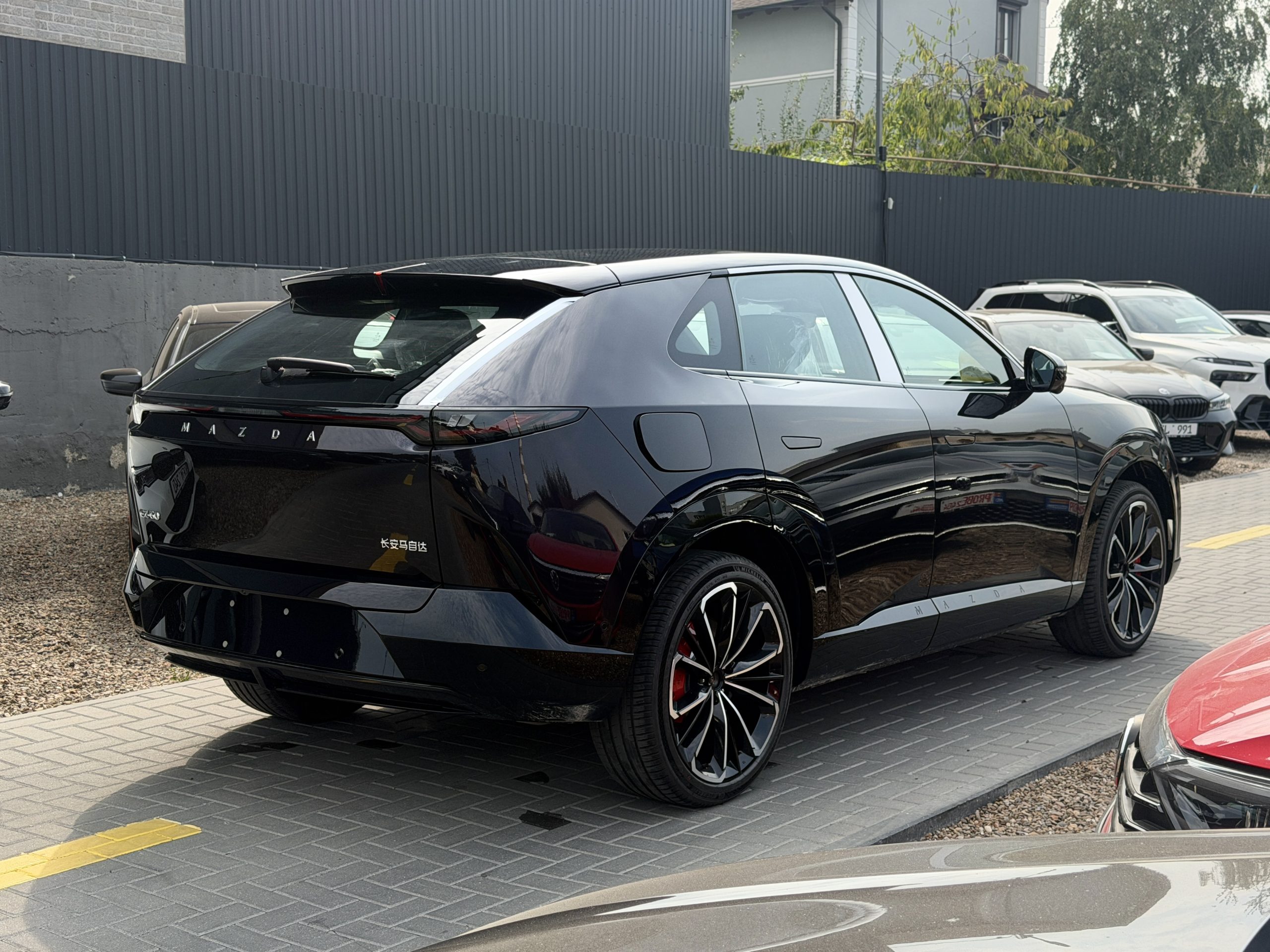 MAZDA EZ-60 2026